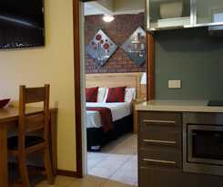 Glenelg Gateway Apartments