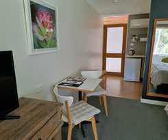 Elfin Hill Country Accommodation