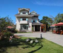 Hotel Pine Villa Homestay