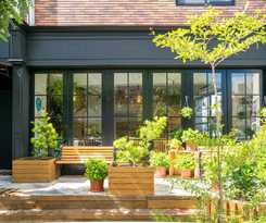 Rewood Guesthouse