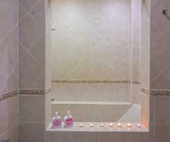2 Bed Majestic Villa Near Beach