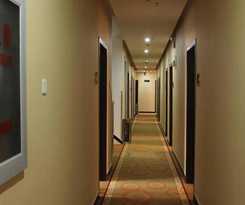 169 Business Hotel