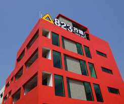Hotel 823 Tourist Hotel