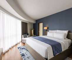 Hotel Novotel Suites Manila At Acqua