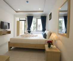 Hanoi Holiday Center