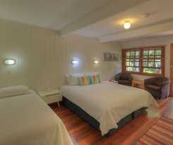 Hotel Beachcomber Lodge