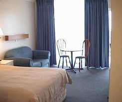 Holiday Lodge Motor Inn