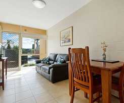 Hotel Grandeur Holiday Units