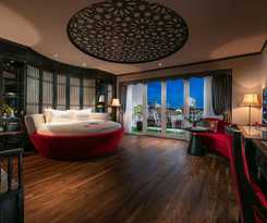 Hotel Shining Central and Spa