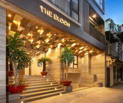 Hotel The Bloom Pham Viet Chanh - Modern Living Space In Saigon