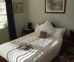 Hotel The Evergreen Bandb