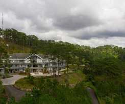 Sam Tuyen Lam Golf and Resorts
