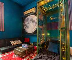 Hotel No Sun No Happy Inn