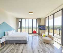 Hotel Still Hills Inn