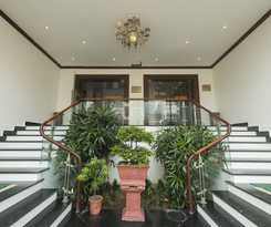 Hotel Hoang Trung Co To