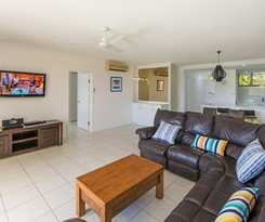 Beach Front Lagoon Lodge Apartments