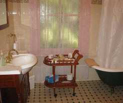 Hotel Chalet Blue Mountains