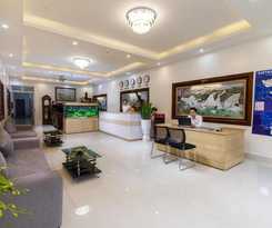 Hotel Luxury Airport Hotel and Spa