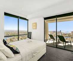 Circle On Cavill - Apartment Stay Private