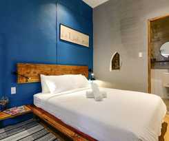 The Hut Boutique Hotel-Notre Dame