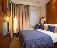 Hotel The Royal Yacht