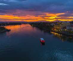 Hotel Little Riverside. A Luxury and Spa