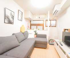 Matsuyamachi House