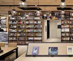 Lamp Light Books Nagoya