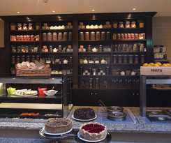 Clayton Leopardstown