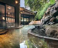 Yukai Resort Premium Shirahamagyoen