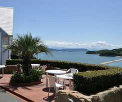 Hotel Country Inn The White Marine