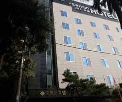 Hotel New Grand