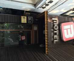 Motel B