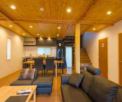Hakuba Powder Cottages