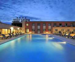 Salles Aeroport Girona