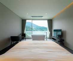 Hotel Gapyeong Hotel Suiteian