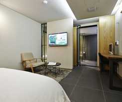 Hotel E-HOTEL