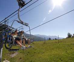 Hotel Sowell HÔtels Le Parc and Spa