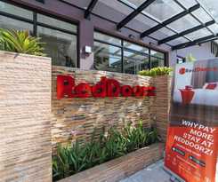 Hotel Reddoorz Plus @ Evangelista Street Makati