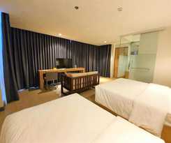 Real Suites