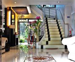 Peridot Suites