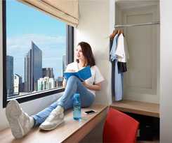 Hop Inn Hotel Aseana City