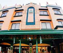 Tinhat Boutique and Restaurant