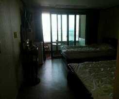 Hostel Eden