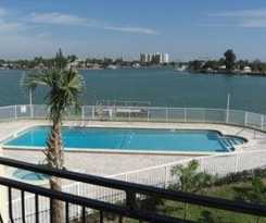 Hotel Palms of Treasure Island by TRS INC