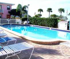 Gulf Winds Beach Resort