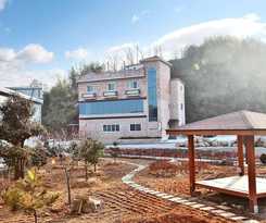 Pensión Galdae Story Pension