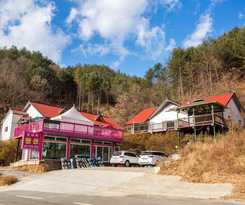 Pensión Ganiyeok Pension