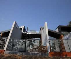 Pensión The Hill Pool Villa Pension