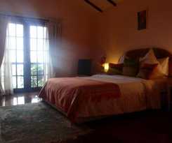 Hotel Las Flores Country and Beachside